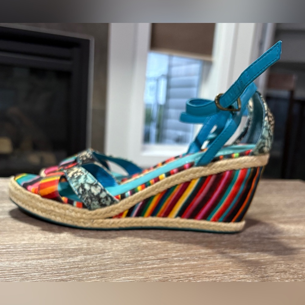 DESIGUAL Colorful Striped Wedge Sandals